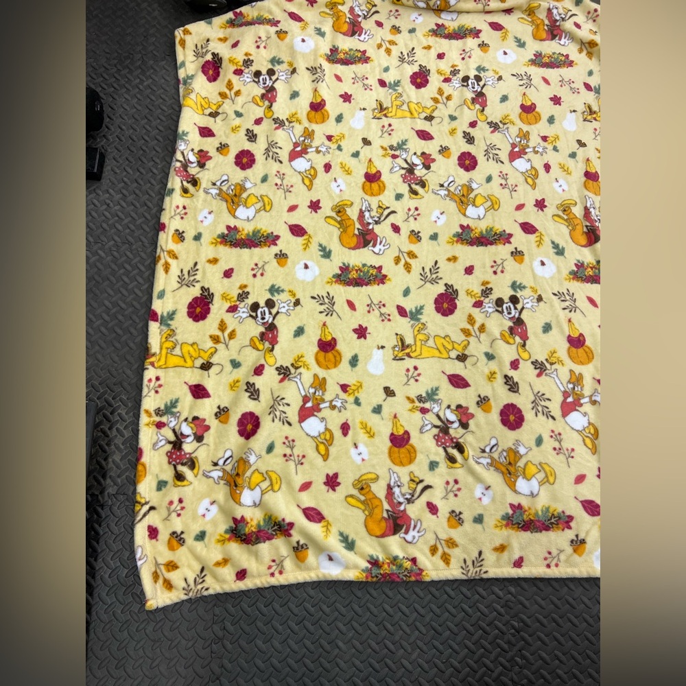 Disney Yellow Cartoon Character Blanket